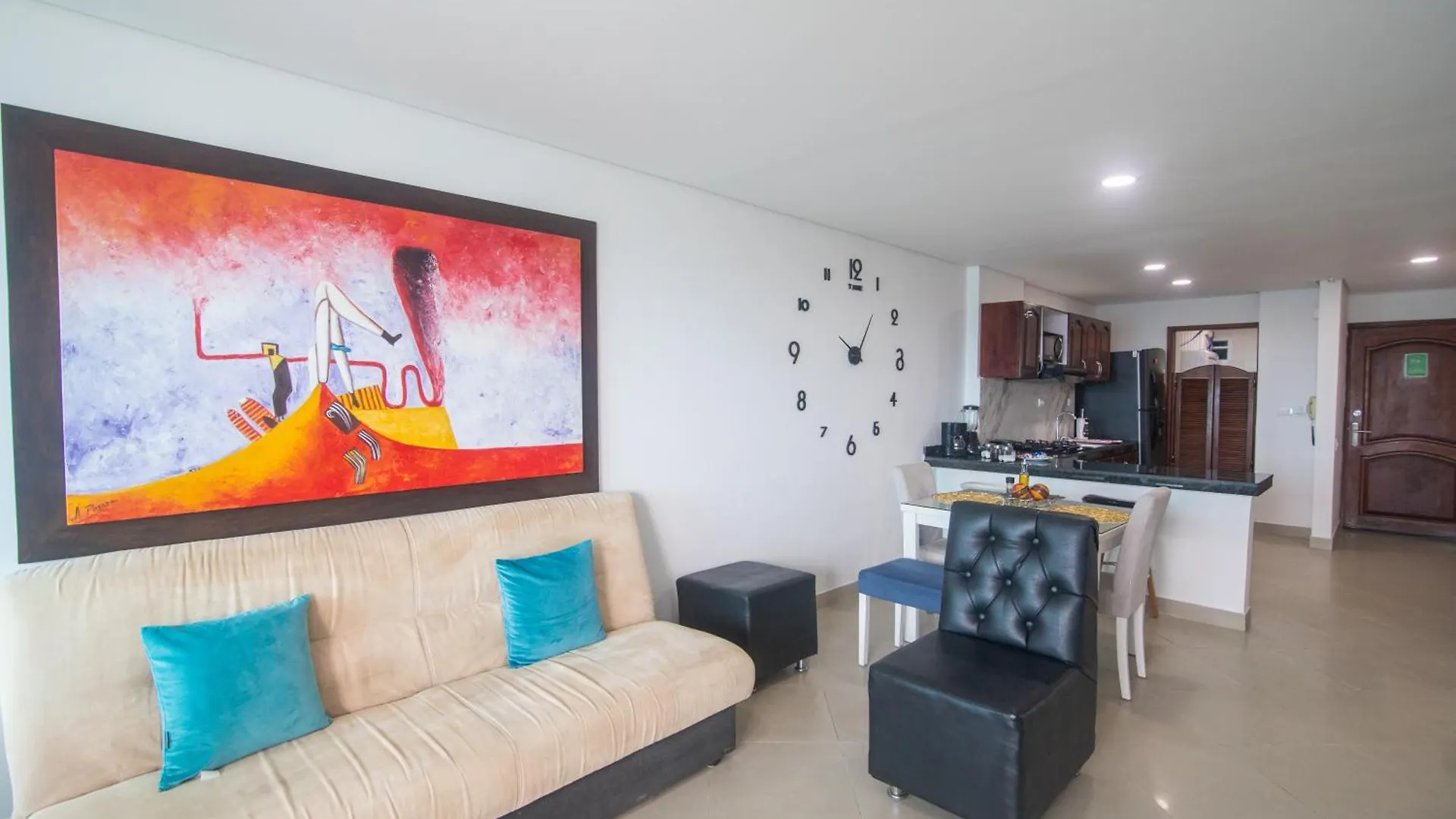 2B/2B Gorgeous Sunsets-Ocean View -Pool Apartment Cartagena