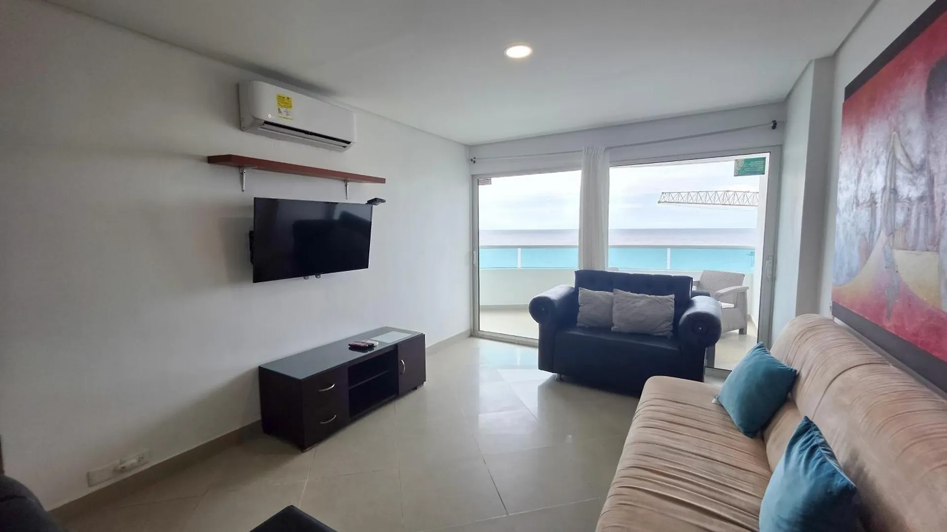 2B/2B Gorgeous Sunsets-Ocean View -Pool Apartment Cartagena Colombia