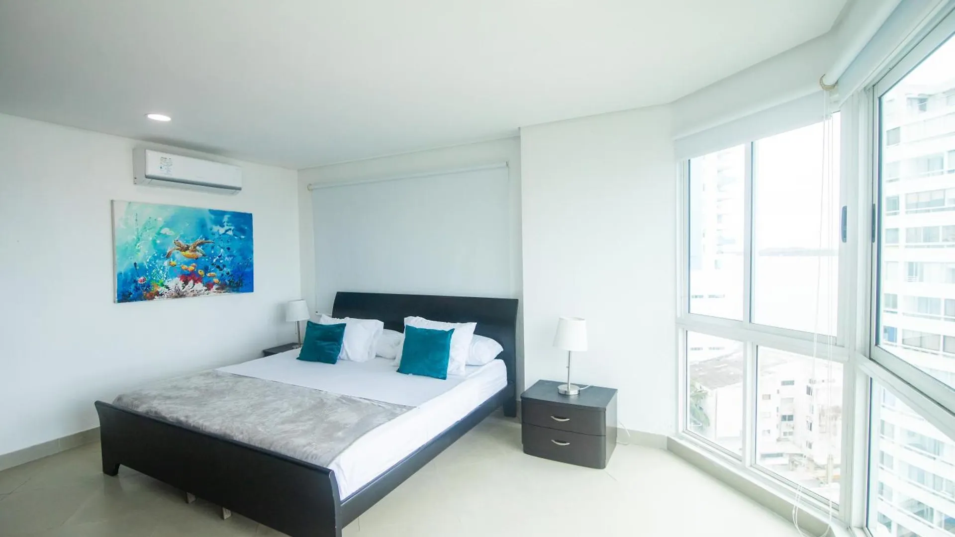 2B/2B Gorgeous Sunsets-Ocean View -Pool Apartment Cartagena Colombia