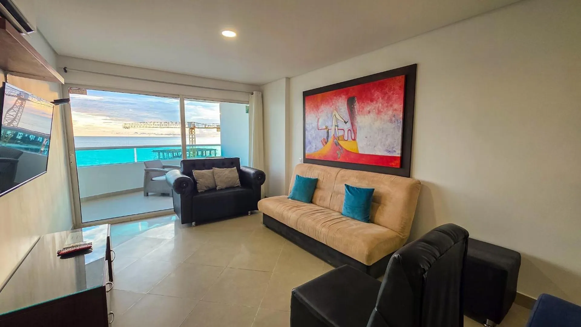 2B/2B Gorgeous Sunsets-Ocean View -Pool Apartment Cartagena