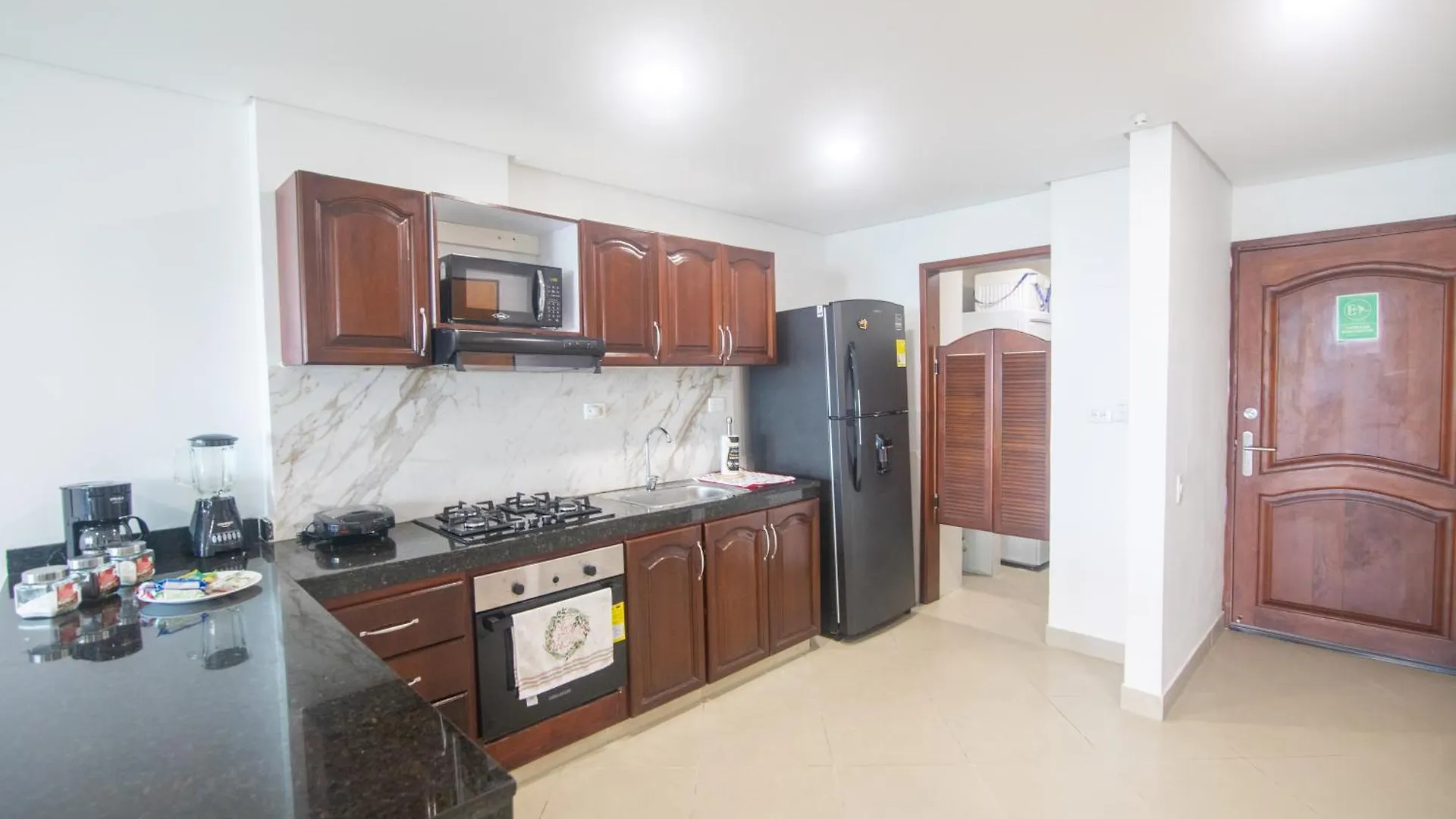 2B/2B Gorgeous Sunsets-Ocean View -Pool Apartment Cartagena